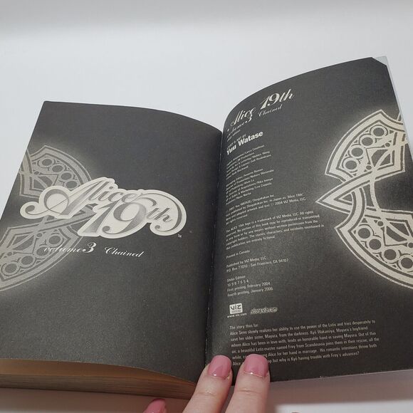 Alice 19th Book Graphic Novel #3 Chained Manga by Yu Watase Viz Shojo Paperback - Picture 2 of 5